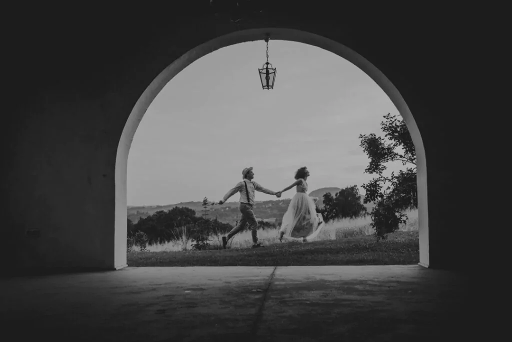 Villa Love - Para Młoda - sesja plenerowa - fotograf ślubny Kraków